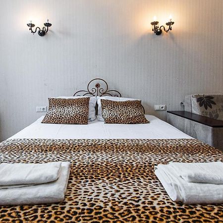 Квартира В Оренду На Копеника 12, Біля Палацу Потоцьких Leopoli Esterno foto