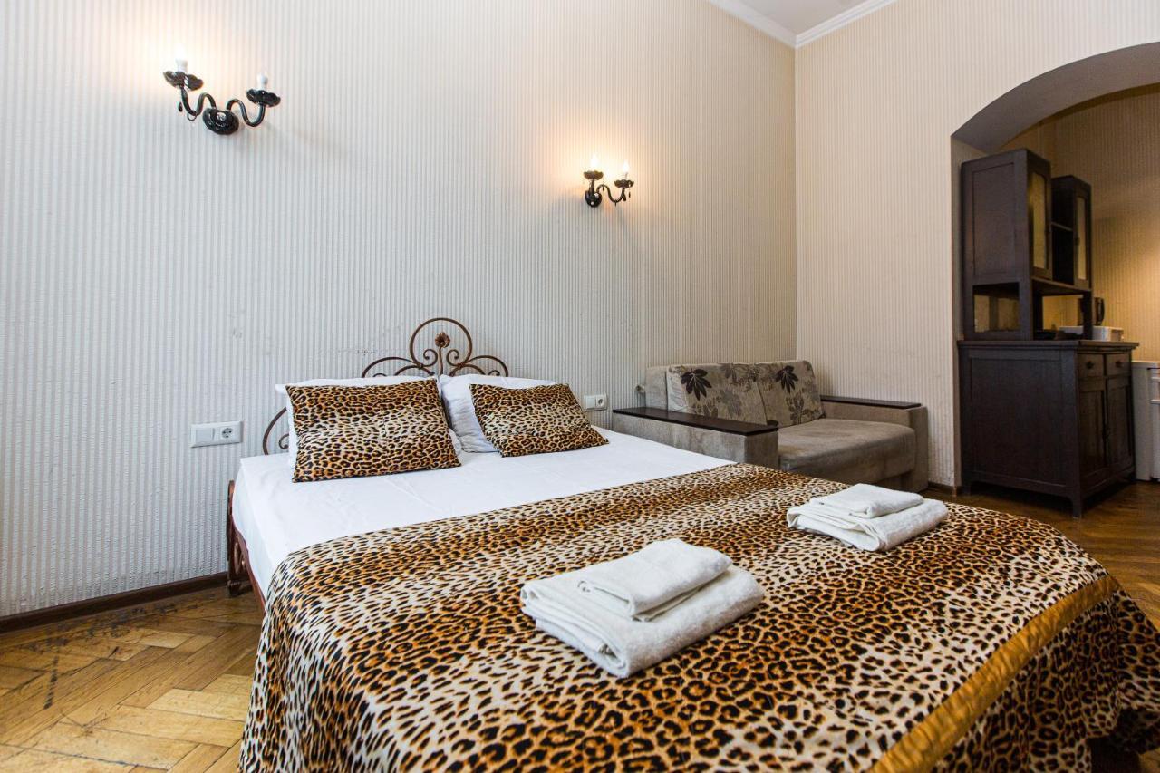 Квартира В Оренду На Копеника 12, Біля Палацу Потоцьких Leopoli Esterno foto