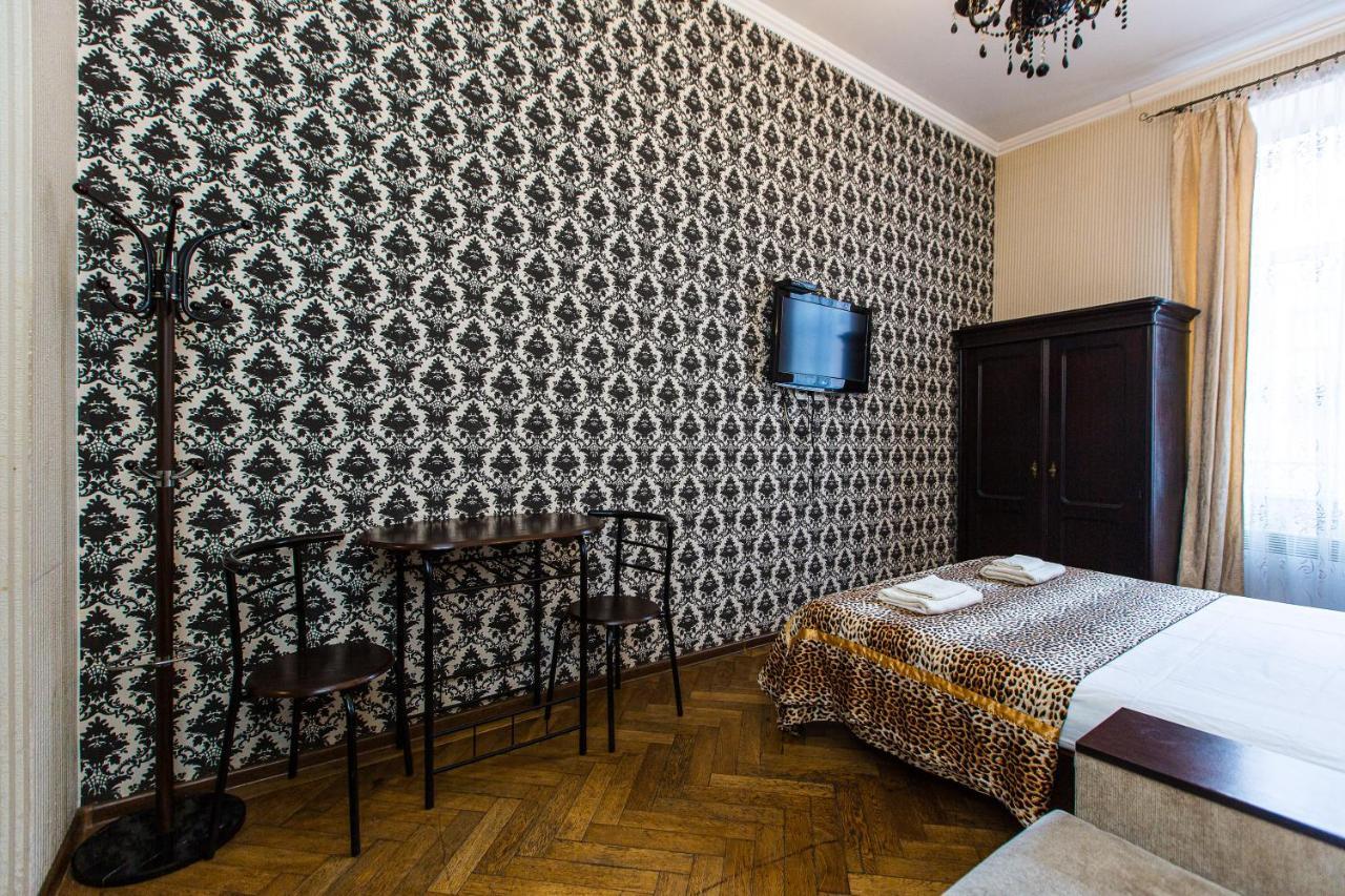 Квартира В Оренду На Копеника 12, Біля Палацу Потоцьких Leopoli Esterno foto
