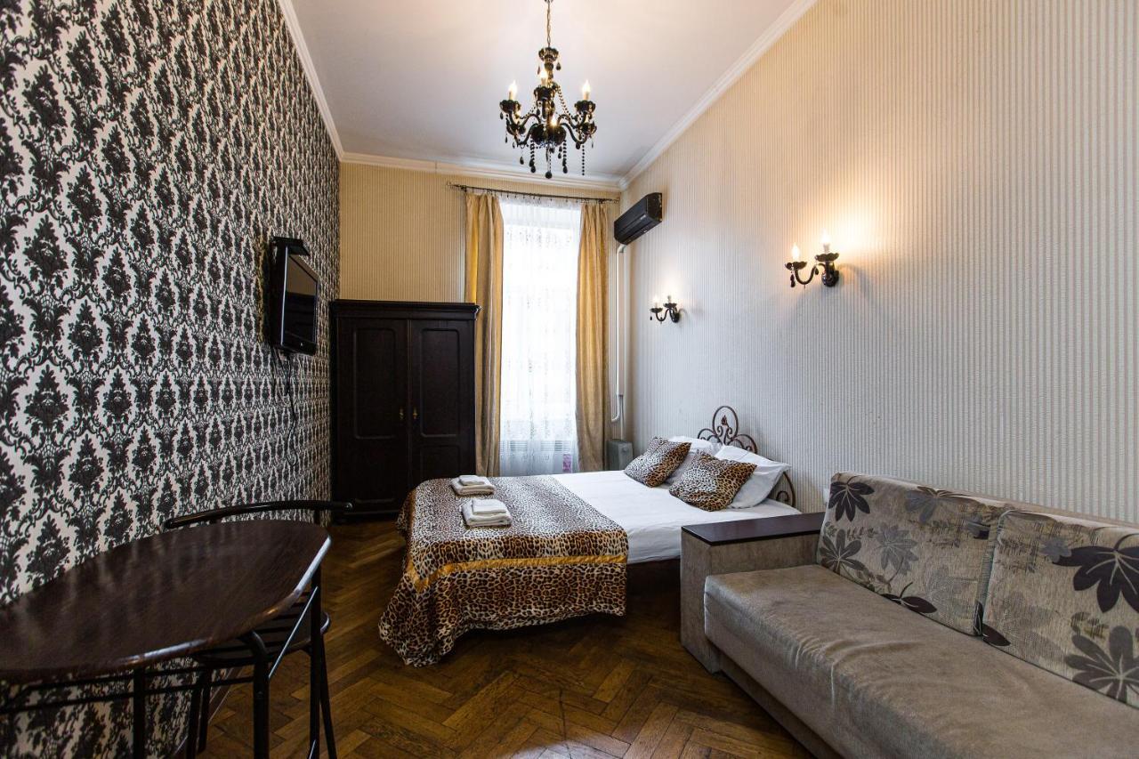 Квартира В Оренду На Копеника 12, Біля Палацу Потоцьких Leopoli Esterno foto